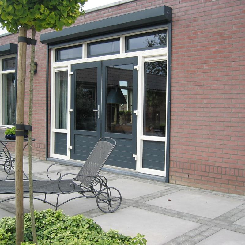 openslaande tuindeuren met zijlicht